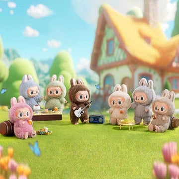 Labubu – Wild Cartoon-Style Keychain